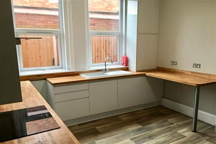 1 Bedroom Flat To Rent In Liverpool Road, Chester, CH2