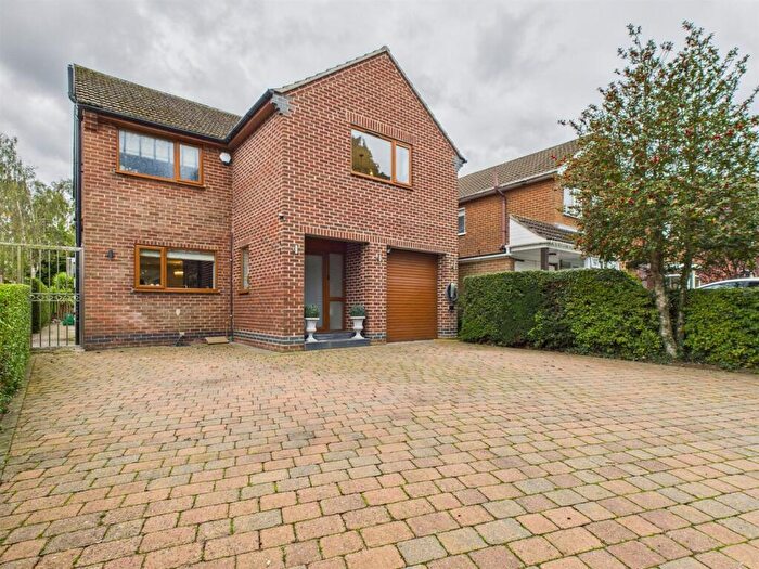 4 Bedroom Detached House For Sale In Belper Road, Stanley Common, Derbyshire, DE7
