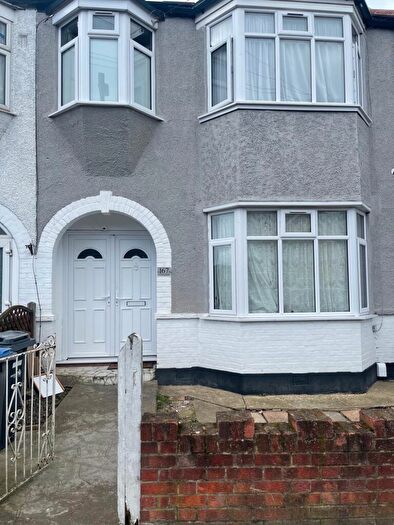1 Bedroom Terraced House To Rent In Room, Victoria Road, London, N9