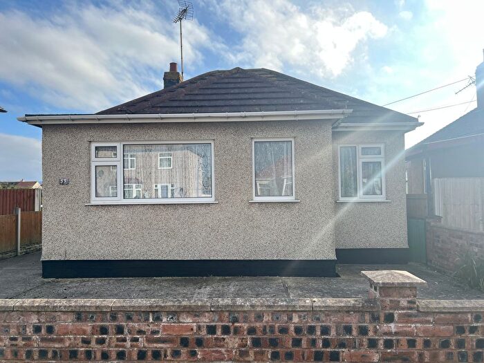 2 Bedroom Bungalow For Sale In Oakville Avenue, Rhyl, Denbighshire, LL18