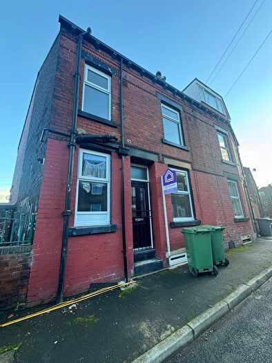 3 Bedroom Terraced House To Rent In Arley Terrace, LS12