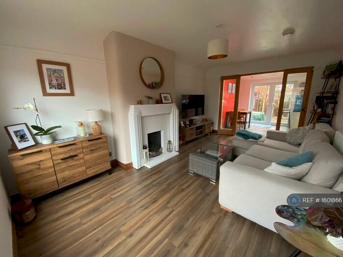 3 Bedroom Semi-Detached House To Rent In St. Austells Drive, Manchester, M25