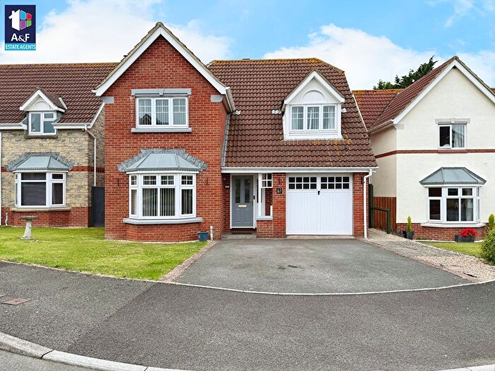 4 Bedroom Detached House For Sale In Monmouth Farm Close, Pawlett, Bridgwater, TA6