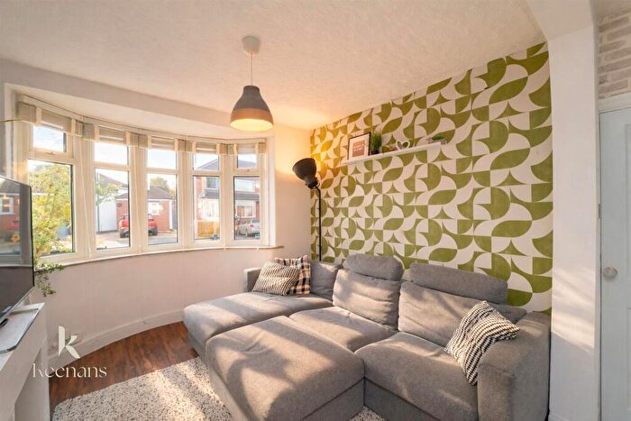 3 Bedroom Semi Detached House For Sale In Cardigan Drive, Bury, BL9