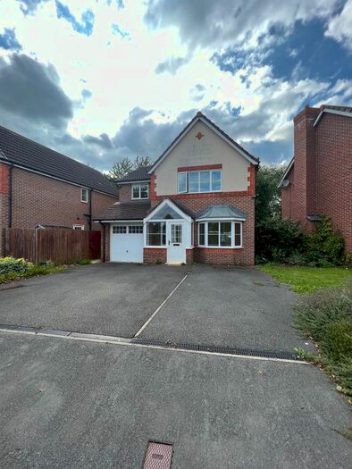4 Bedroom Detached House To Rent In Rhodfa'r Bont, Chester, CH4
