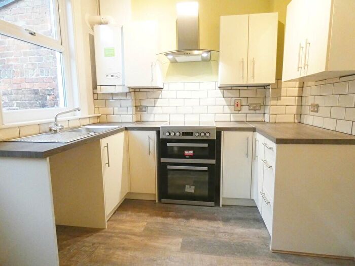 2 Bedroom Terraced House To Rent In Raglan Street, Ashton-on-ribble, Preston, PR2