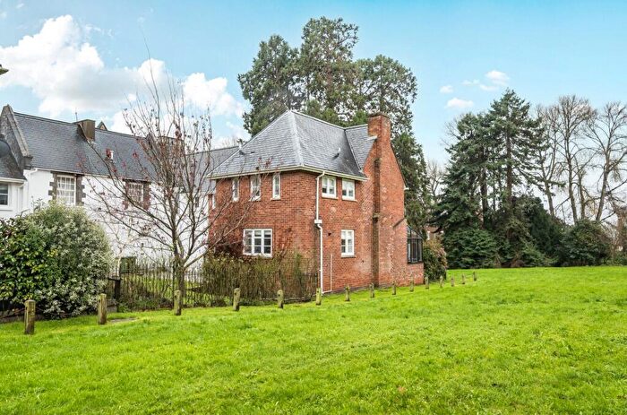 2 Bedroom End Of Terrace House For Sale In The Grange, Exeter, EX2