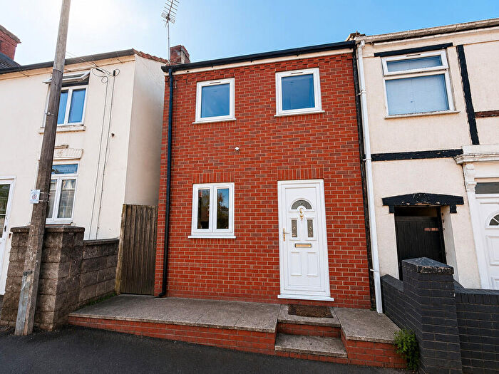 2 Bedroom End Of Terrace House To Rent In Talbot Street, Brierley Hill, DY5