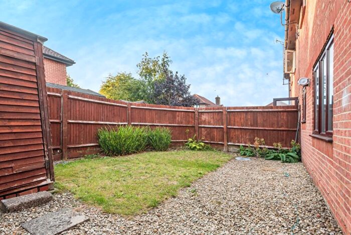 1 Bedroom End Of Terrace House For Sale In Cullerne Close, Abingdon, OX14