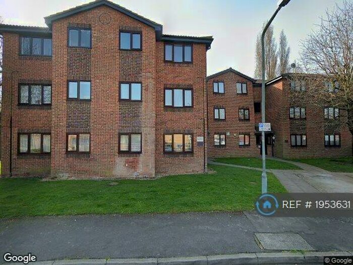 1 Bedroom Flat To Rent In Pittman Gardens, Ilford, IG1