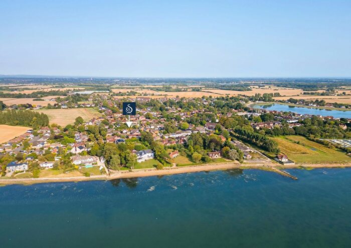 3 Bedroom Semi-Detached House For Sale In The Holdens, Bosham, PO18