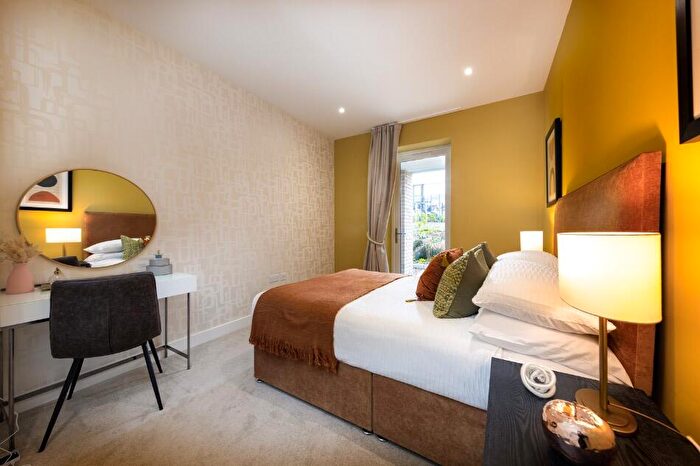 2 Bedroom Apartment For Sale In Newtown Road, Henley On Thames, RG9