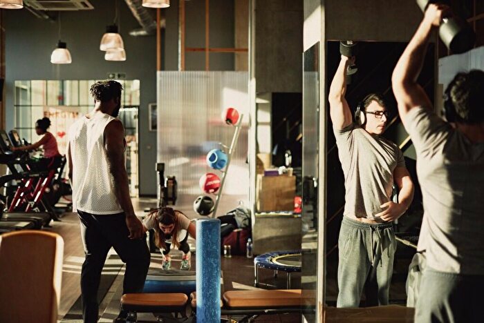 Studio To Rent In Old Oak Lane, London, NW10