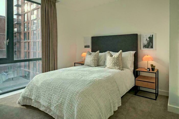 2 Bedroom Apartment To Rent In Upper Wharf Street, Manchester, Greater Manchester, M5