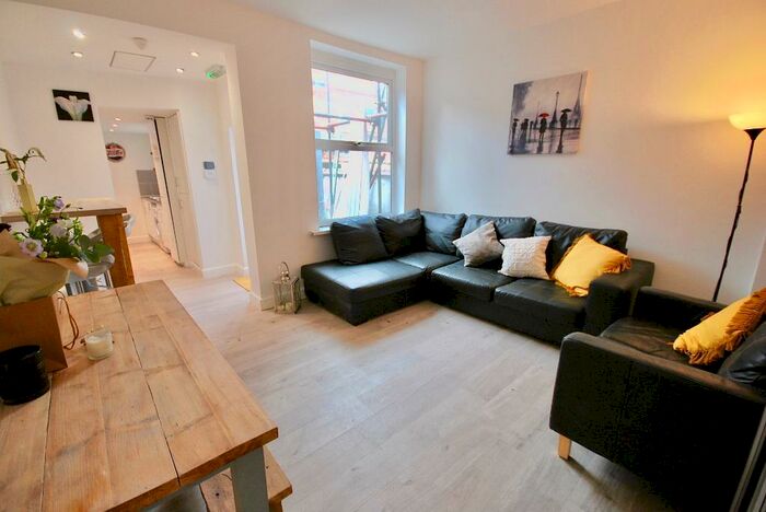 5 Bedroom Terraced House To Rent In Boscombe Street, Rusholme, Manchester, M14