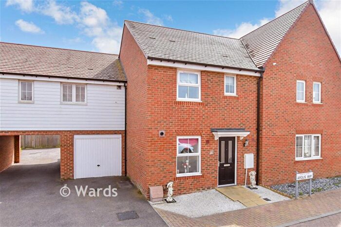 3 Bedroom Semi-Detached House For Sale In Argus Way, Hythe, Kent, CT21