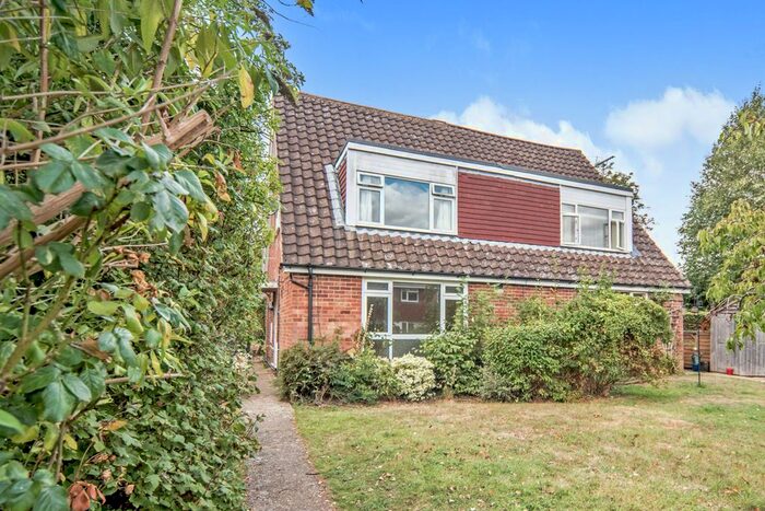 3 Bedroom Semi-Detached House To Rent In Pinchmill Way, Sharnbrook, MK44