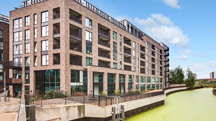 1 Bedroom Flat To Rent In Southmere House, London, E15