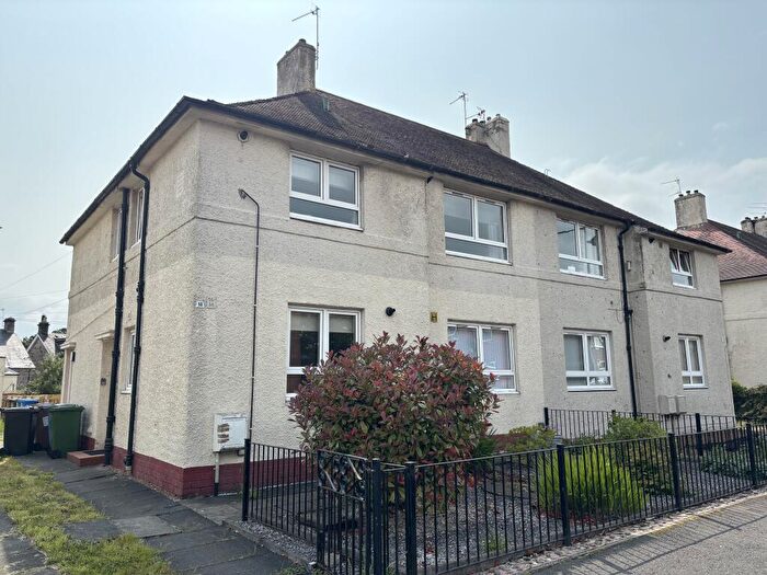 2 Bedroom Flat To Rent In Ashley Terrace, Alloa, FK10
