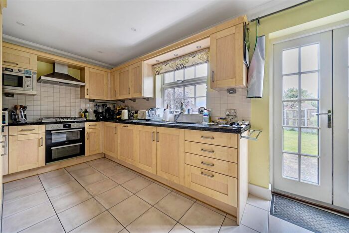 4 Bedroom Detached House For Sale In Chapman Fields, Cliffsend, Ramsgate, CT12