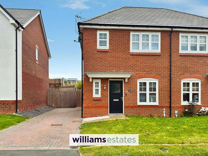 3 Bedroom Semi-Detached House For Sale In Llys Ffyddion, Dyserth, LL18