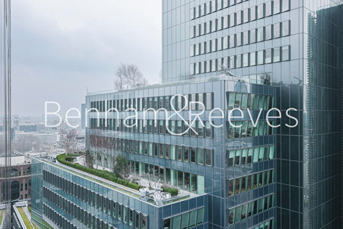 Apartment To Rent In The Heron, London, EC2Y
