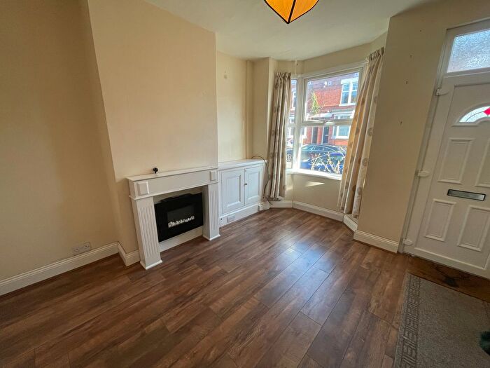 2 Bedroom End Of Terrace House To Rent In Spencer Street, Leicester, LE2