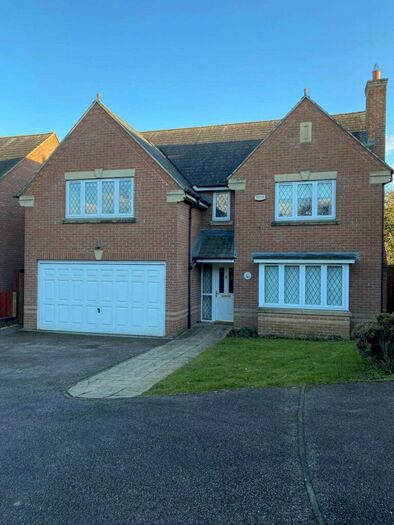 4 Bedroom Detached House To Rent In Purslane Drive, Bicester, OX26