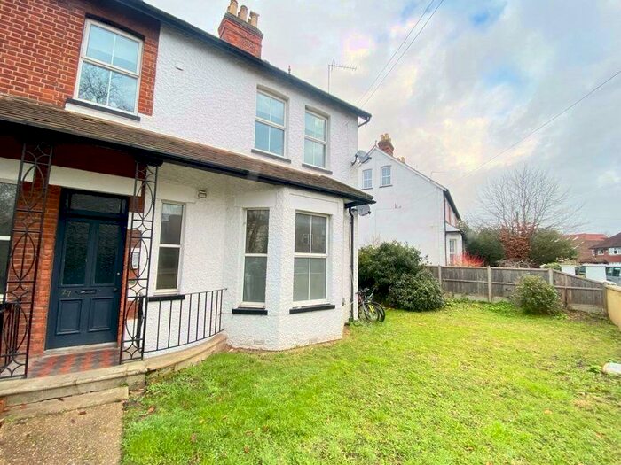 Studio To Rent In St Lukes Road, Maidenhead, SL6