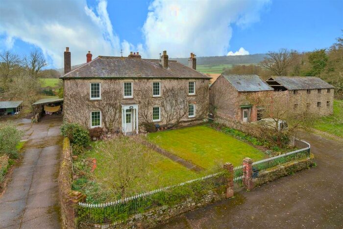 6 Bedroom Detached House For Sale In Holcombe Lane, Ottery St Mary, EX11