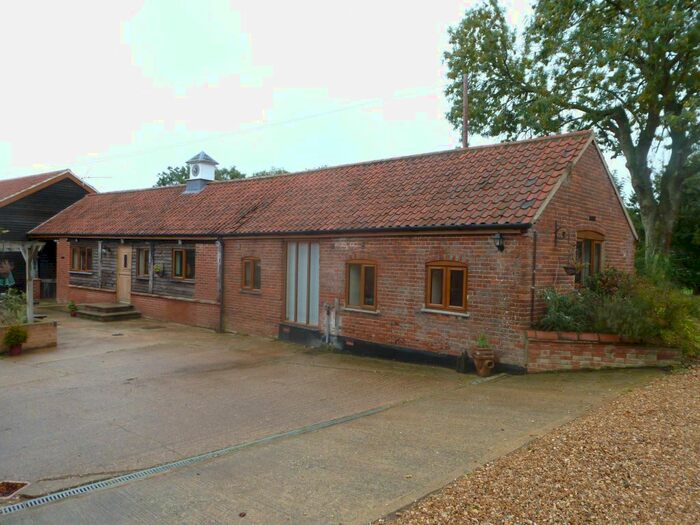 3 Bedroom Bungalow To Rent In Rotten Row, East Tuddenham, Dereham, NR20