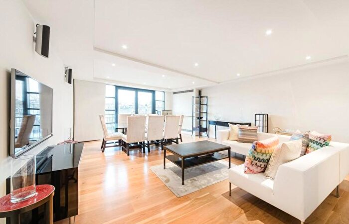 2 Bedroom Apartment To Rent In St. Johns Wood Road, St Johns Wood, London, NW8