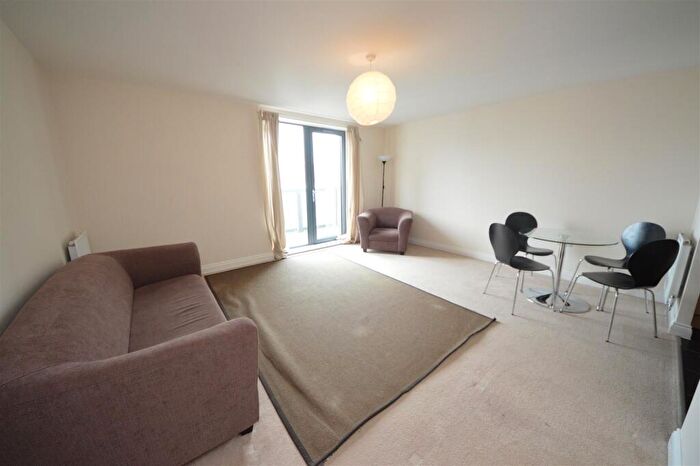 2 Bedroom Flat To Rent In Conrad Court, Colindale London, NW9