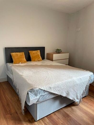 2 Bedroom Flat To Rent In Gloucester Road, Bishopston, BS7