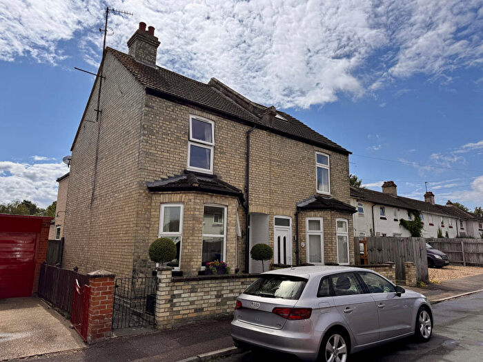 3 Bedroom Semi-Detached House To Rent In King Edward Vii Road, Newmarket, Newmarket, CB8