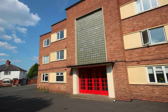 1 Bedroom Flat To Rent In Knoyle Court, Scotts Road, Stourbridge, West Midlands, DY8