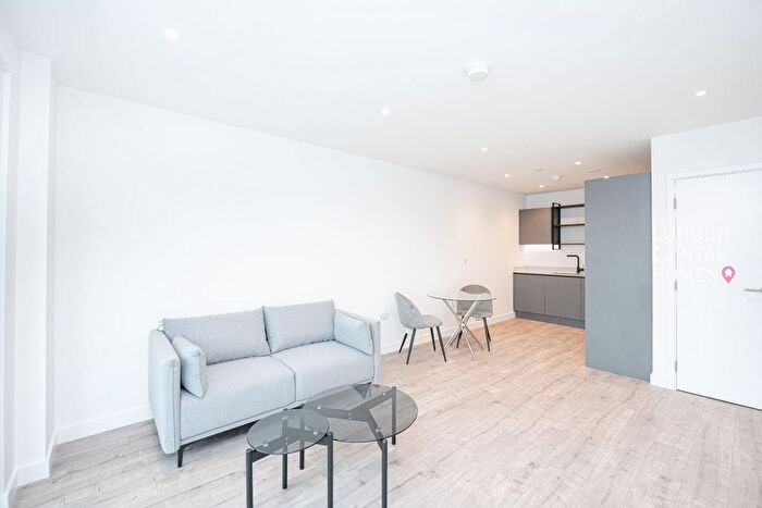 1 Bedroom Flat To Rent In Union Court, Fauna Walk, WD24
