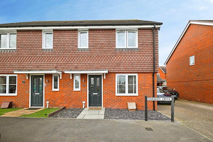 3 Bedroom Semi-Detached House For Sale In Farman Drive, Rochester, Kent, ME3