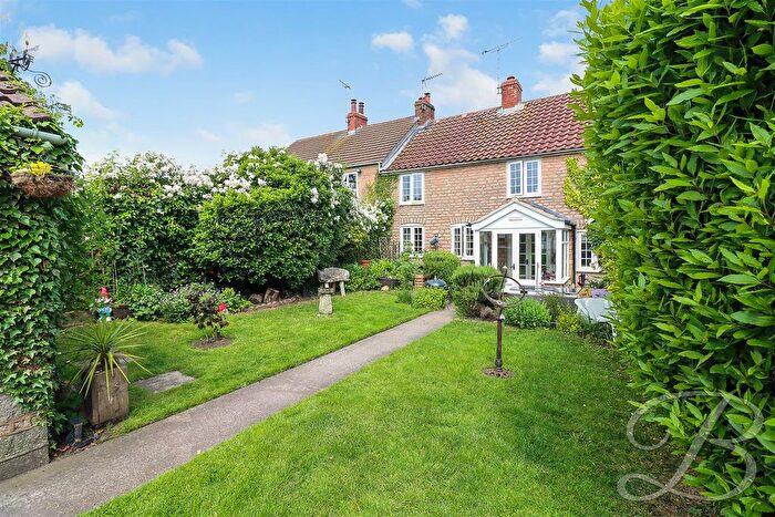 3 Bedroom Terraced House For Sale In East Parade, Whitwell, Worksop, S80