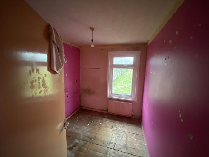 3 Bedroom End Of Terrace House For Sale In Atherton Crescent, Hungerford, Berkshire, RG17