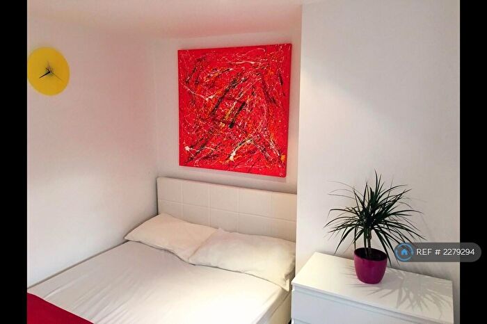 1 Bedroom Flat To Rent In Williams Street, Reading, RG1