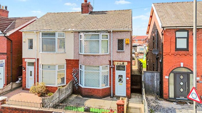 2 Bedroom Semi-Detached House For Sale In Haresfinch Road, St. Helens, WA11