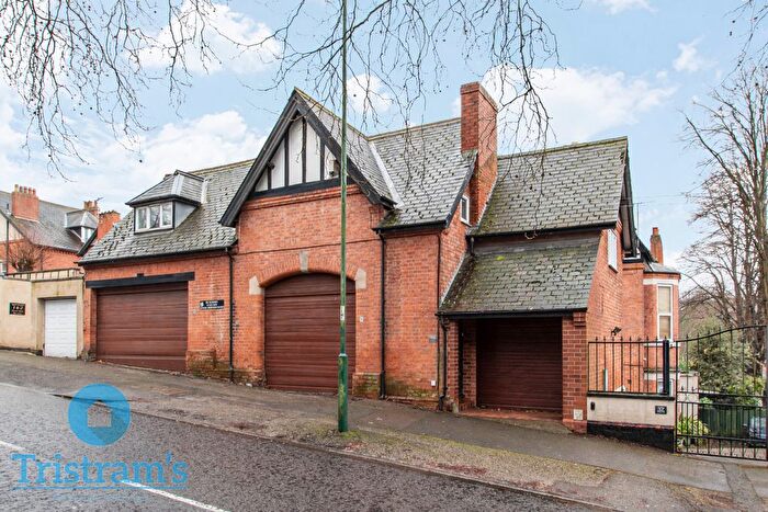 2 Bedroom Flat To Rent In The Coach House, Magdala Road, NG3