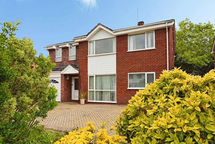 5 Bedroom Detached House For Sale In Swinton Lane, Worcester, Worcestershire, WR2