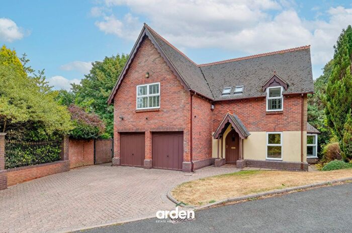 5 Bedroom Detached House For Sale In St. Johns Wood, Rednal, B45
