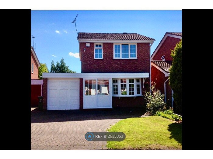 3 Bedroom Detached House To Rent In Moorgate Close, Redditch, B98