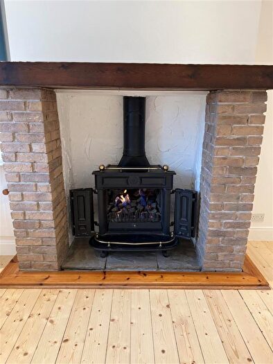 1 Bedroom Cottage To Rent In Jubilee Bank, Lenzie, G66