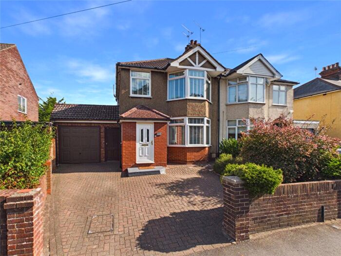 3 Bedroom Semi Detached House For Sale In Felixstowe Road, Ipswich, Suffolk, IP3