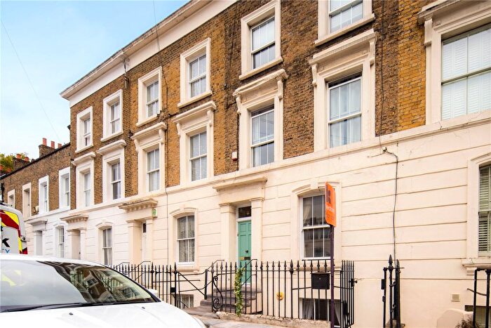 1 Bedroom Flat For Sale In Cephas Avenue, Stepney, London, E1