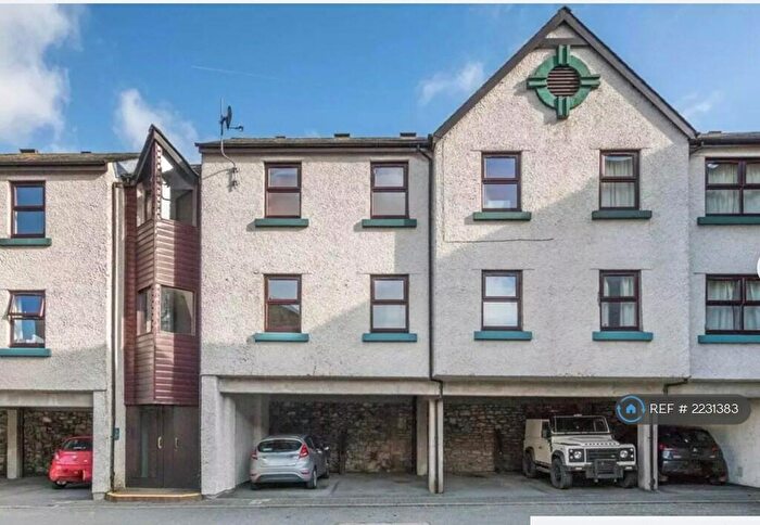 1 Bedroom Flat To Rent In County Mews, Kendal, LA9
